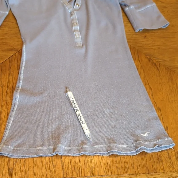 Y2K Hollister Women's Half Sleeve Gray Henley Tee Bella Swan - Picture 7 of 12